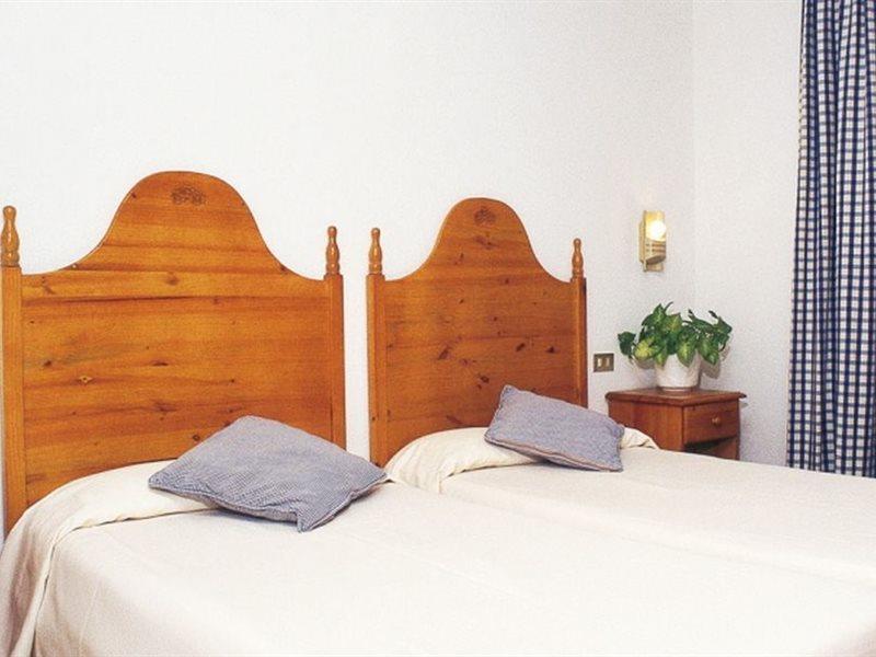 Apartamentos Hg Cristian Sur Лос Кристианос Екстериор снимка